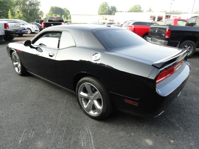 Dodge Challenger 2013 photo 1