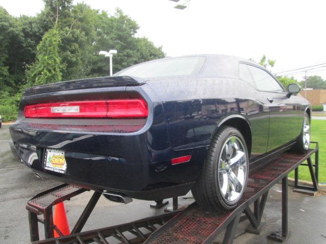 Dodge Challenger 2013 photo 2