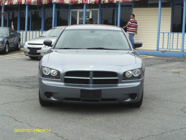 Dodge Charger SE Sedan