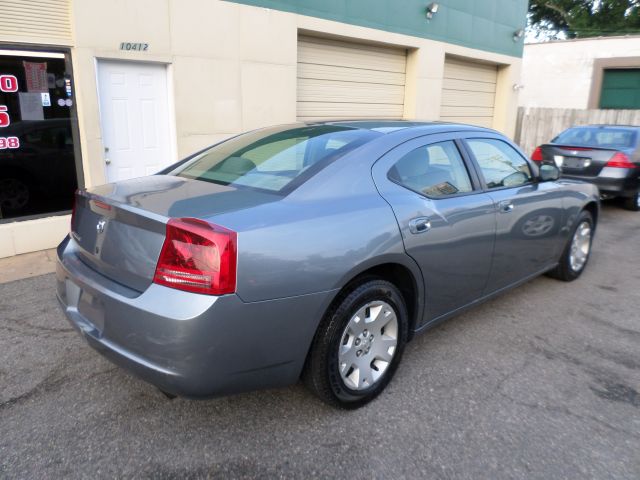 Dodge Charger SE Sedan