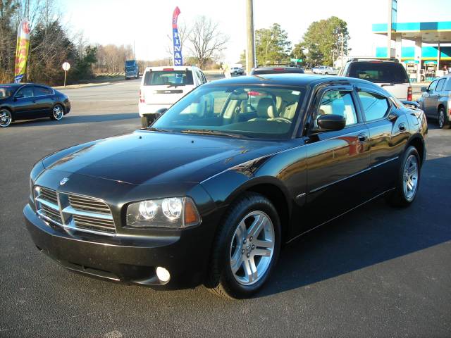 Dodge Charger SLT 25 Sedan