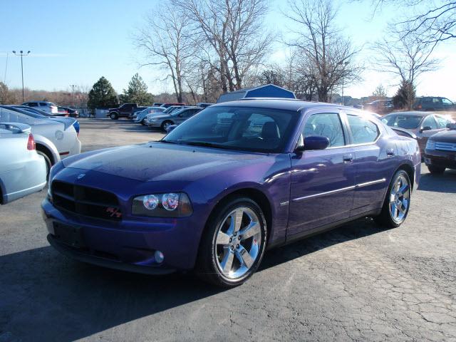 Dodge Charger 3.2 Sedan