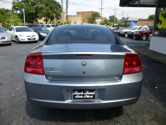 Dodge Charger SE Sedan