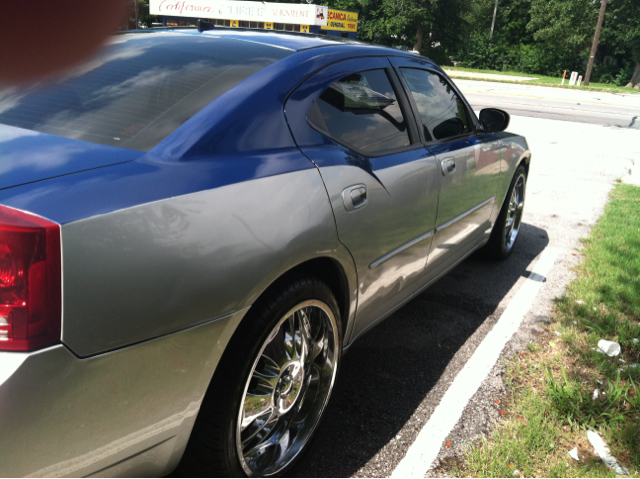 Dodge Charger 2008 photo 4