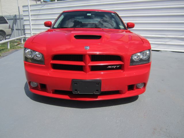 Dodge Charger XLS 4WD Sedan