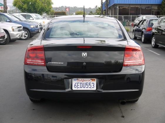 Dodge Charger 2008 photo 4