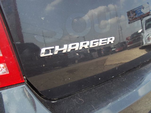 Dodge Charger 2008 photo 9