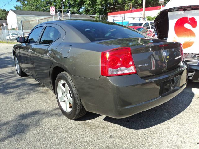 Dodge Charger SE Sedan