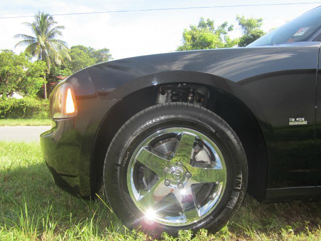 Dodge Charger S Sedan