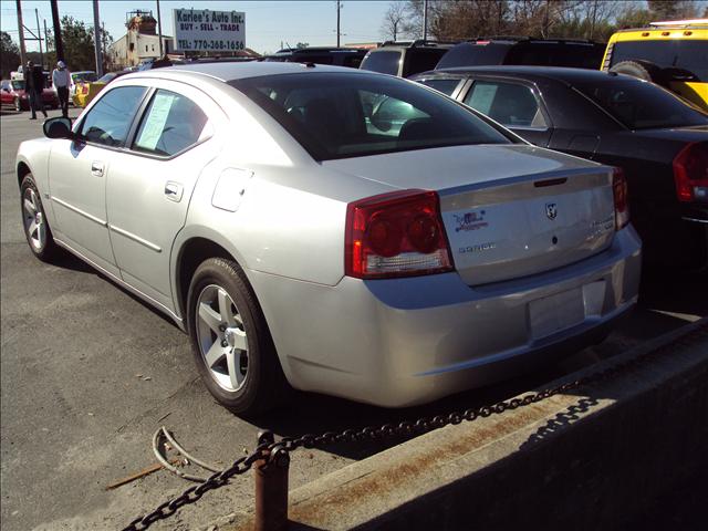 Dodge Charger 2010 photo 2