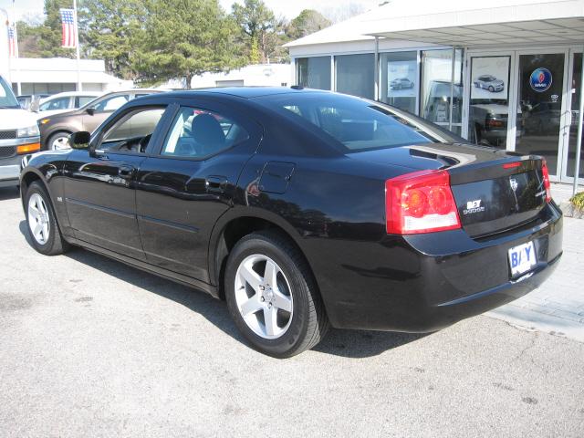 Dodge Charger 2010 photo 2