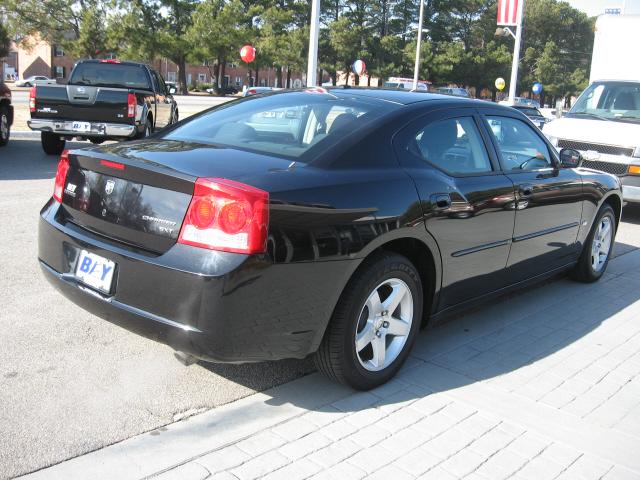 Dodge Charger 2010 photo 3