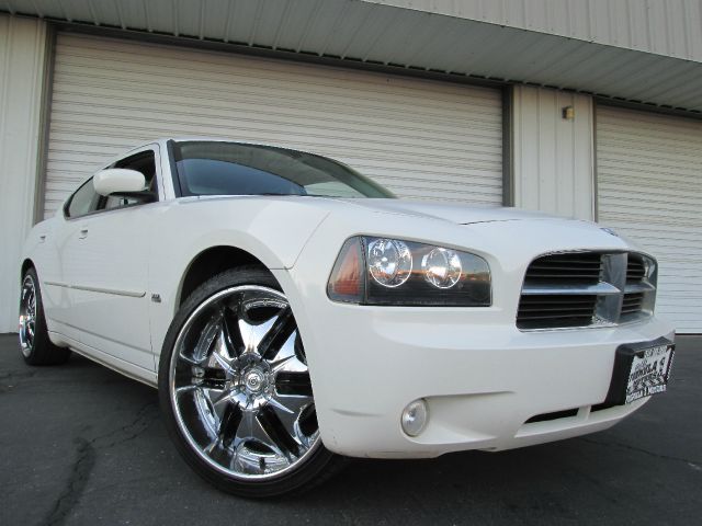 Dodge Charger 2010 photo 2