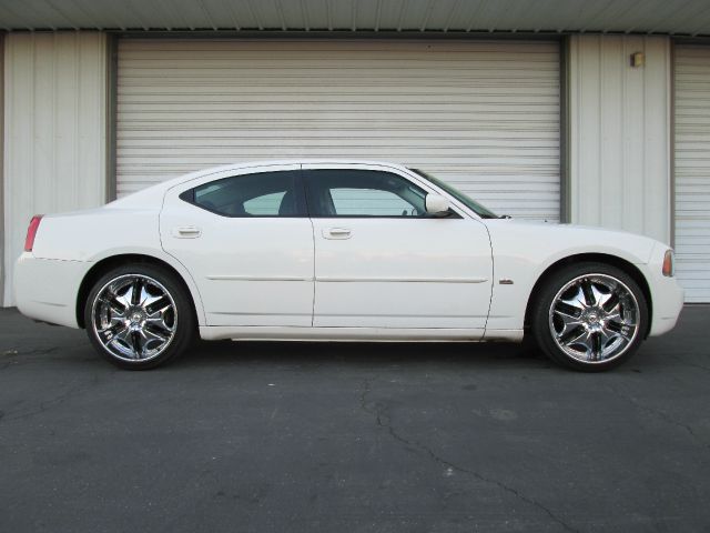 Dodge Charger 2010 photo 4