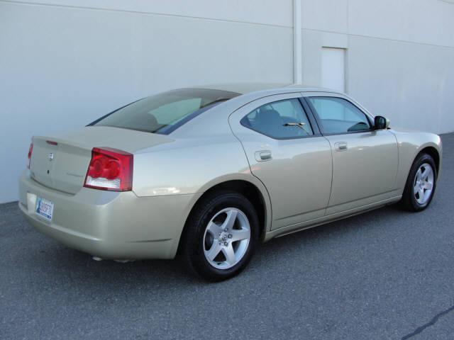 Dodge Charger 2010 photo 2