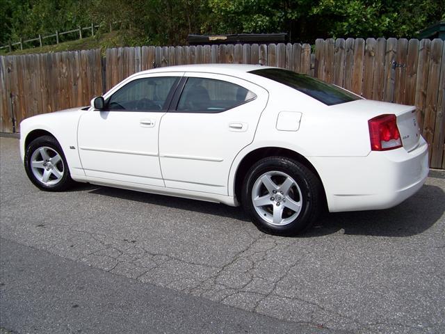 Dodge Charger 2010 photo 2