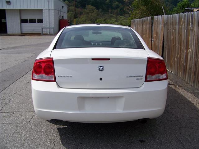 Dodge Charger 2010 photo 3