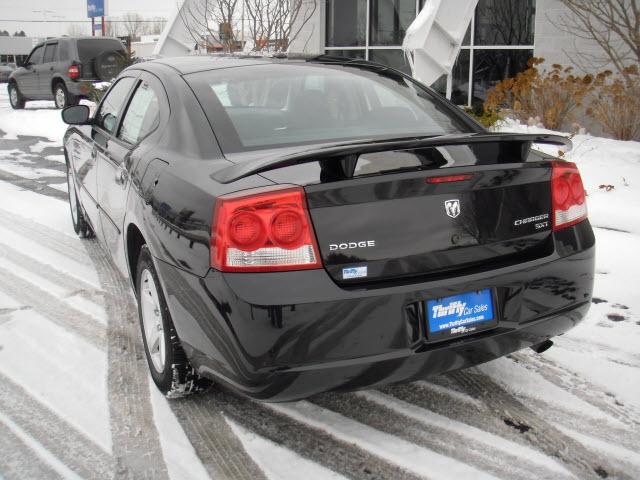 Dodge Charger 2010 photo 4