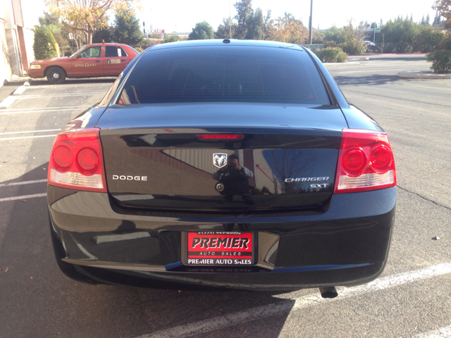 Dodge Charger 2010 photo 2