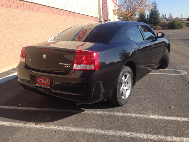 Dodge Charger 2010 photo 3