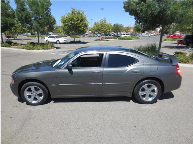 Dodge Charger 2010 photo 2