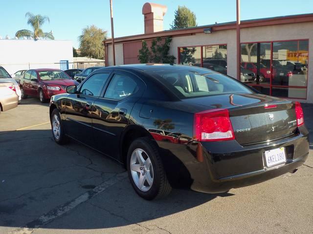 Dodge Charger 2010 photo 4