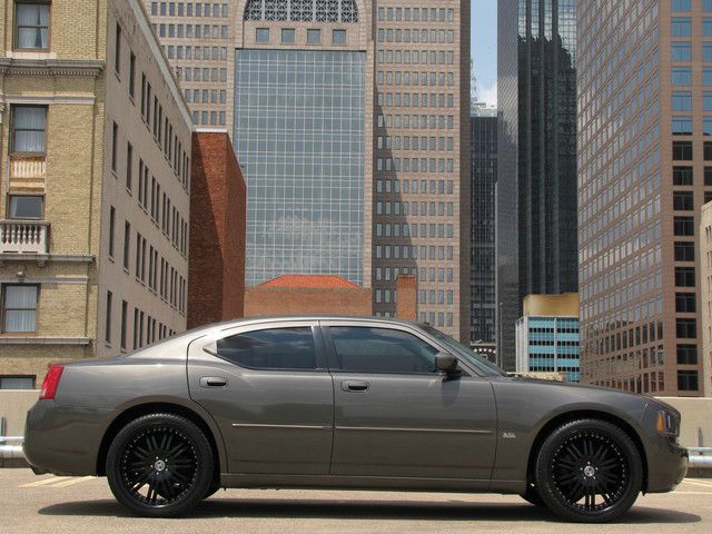 Dodge Charger 2010 photo 2