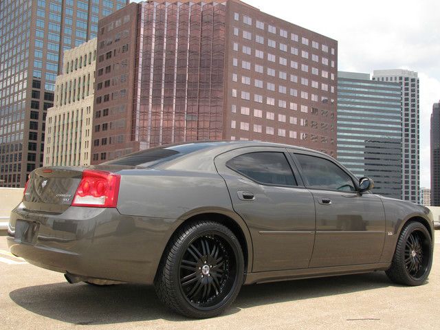 Dodge Charger 2010 photo 4