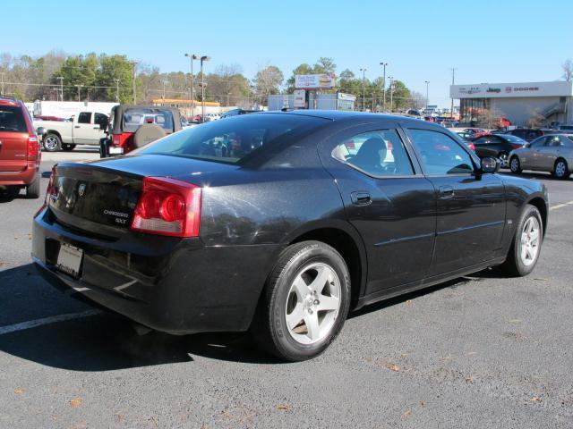 Dodge Charger 2010 photo 3