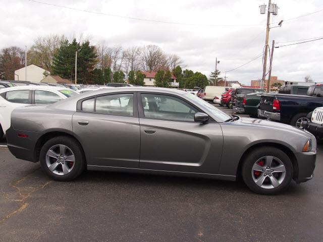 Dodge Charger 2011 photo 2