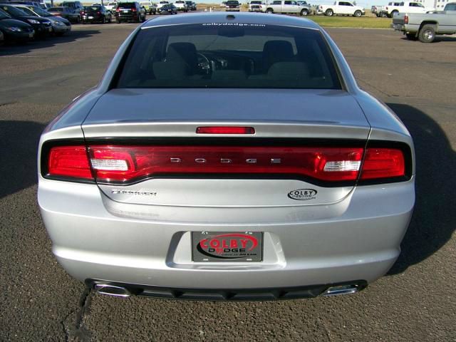 Dodge Charger 2011 photo 3