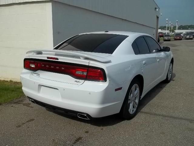 Dodge Charger 2011 photo 3