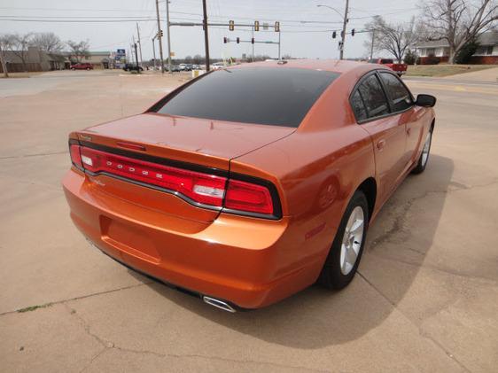 Dodge Charger 2011 photo 1