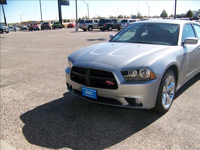 Dodge Charger 2011 photo 2