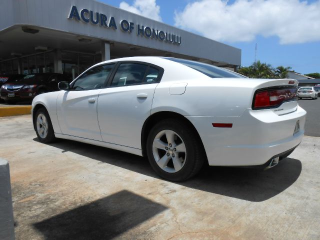 Dodge Charger 2011 photo 11