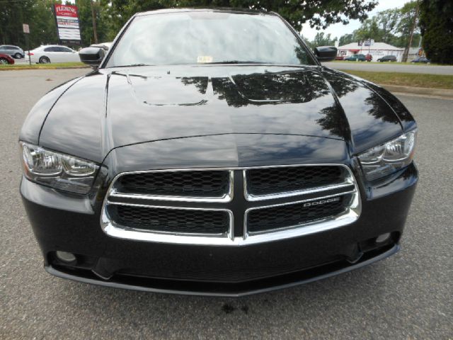 Dodge Charger 2011 photo 3