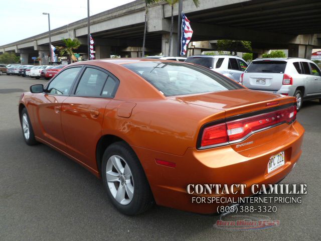 Dodge Charger 2011 photo 2