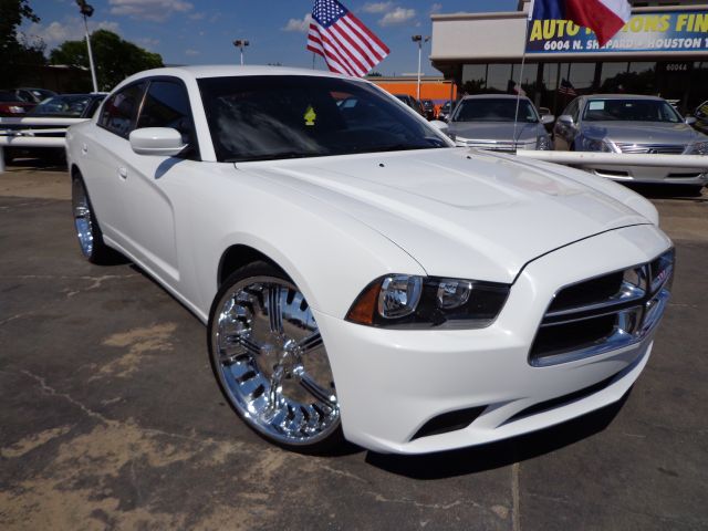 Dodge Charger 2011 photo 4