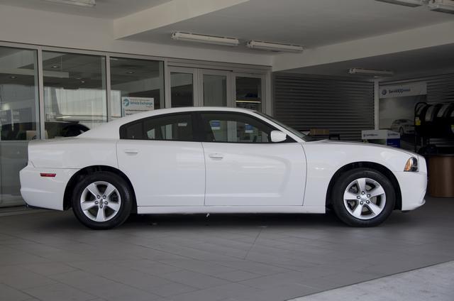 Dodge Charger SE Sedan