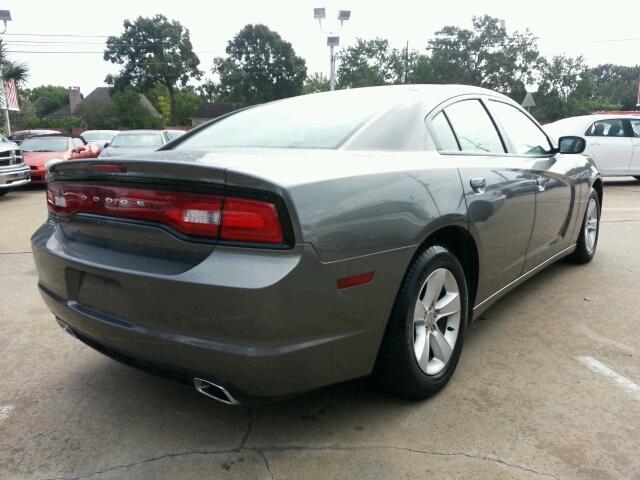 Dodge Charger 2012 photo 3