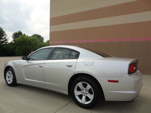 Dodge Charger 2012 photo 11