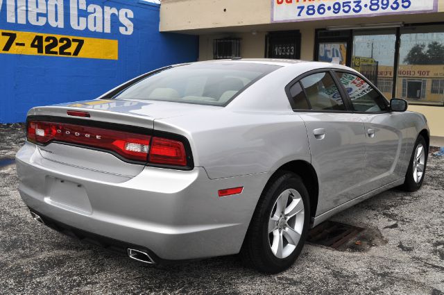 Dodge Charger SE Sedan