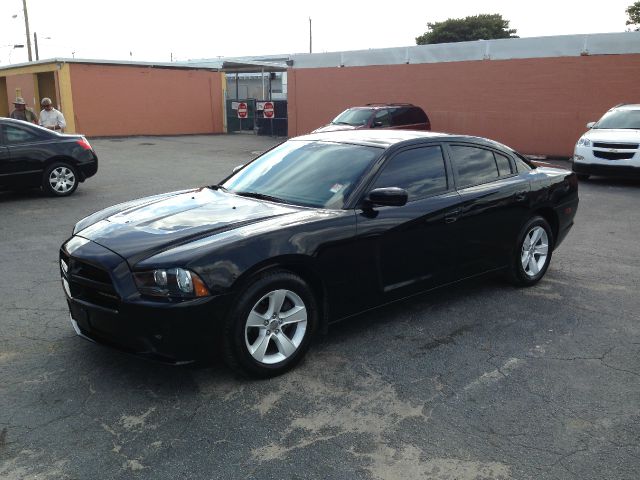 Dodge Charger 2012 photo 2