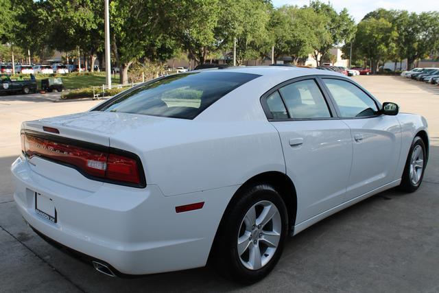 Dodge Charger SE Sedan