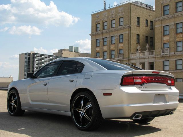 Dodge Charger 2012 photo 1