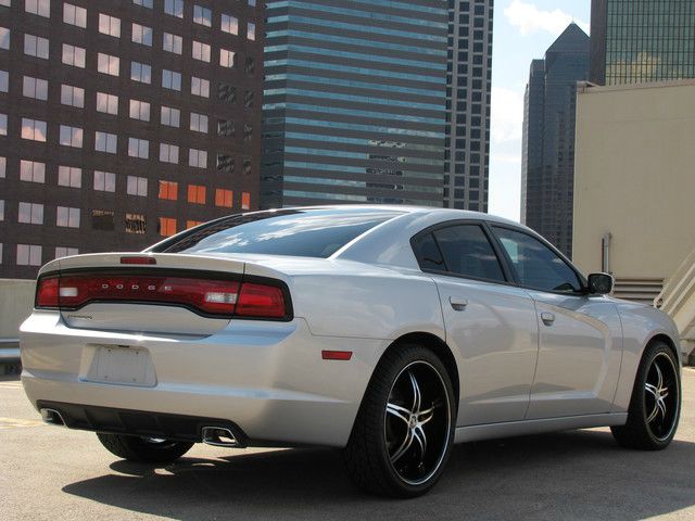 Dodge Charger 2012 photo 4