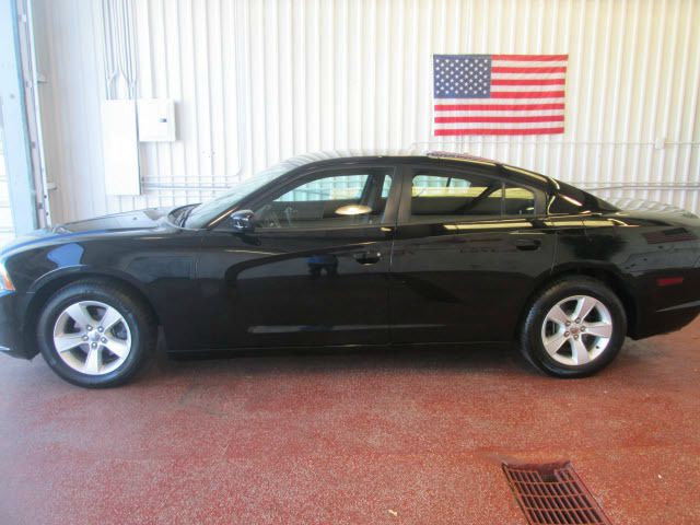 Dodge Charger 2013 photo 2