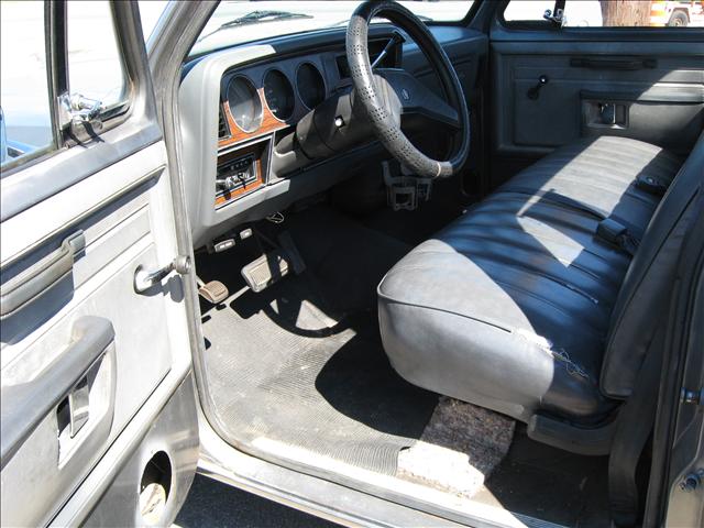 Dodge D150 Pickup 1984 photo 4