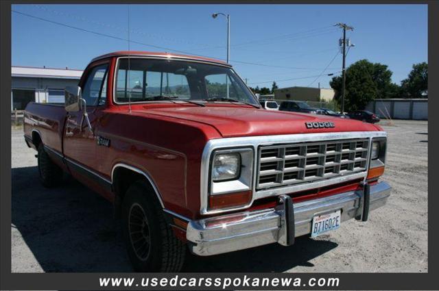 Dodge D150 Pickup 1985 photo 3