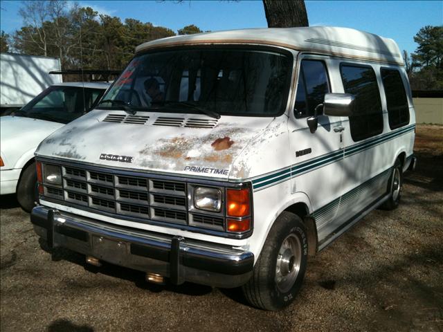 Dodge D250 Pickup 1992 photo 1